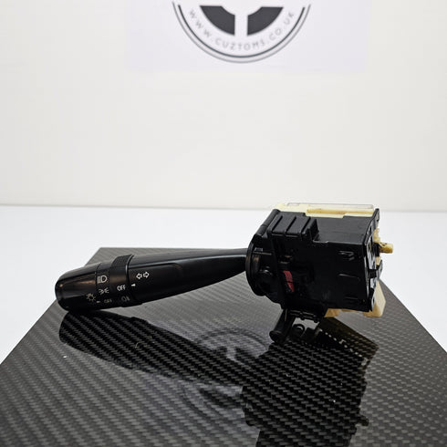 Suzuki Swift Light Stalk * 37210-68L01 * 2011-2017 *