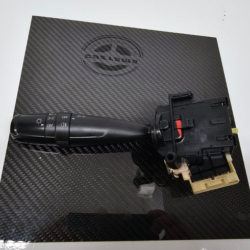 Suzuki Swift Light Stalk * 37210-68L01 * 2011-2017 *