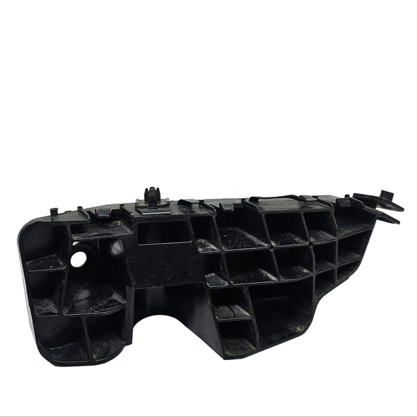 Suzuki Swift Wing / Bumper Bracket LH / NS * 71731-68L00