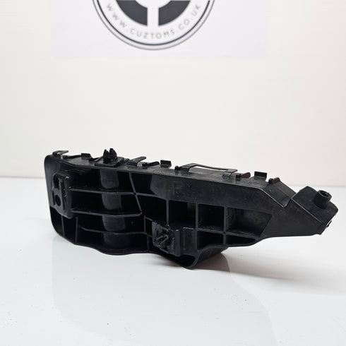 Suzuki Swift Wing / Bumper Bracket RH / OS * 71731-68L00