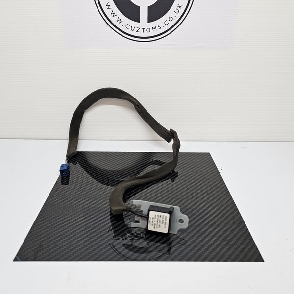 Suzuki GPS Antenna For SDLA / Garmin - 39950-68L10