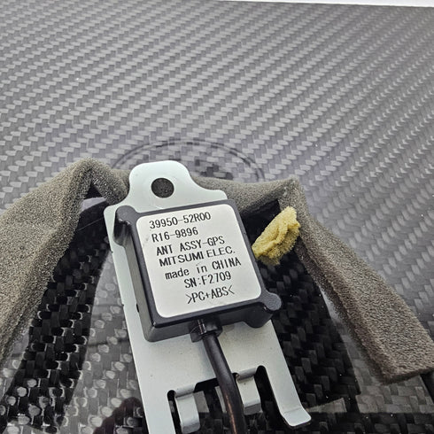 Suzuki GPS Antenna For SDLA / Garmin - 39950-52R00