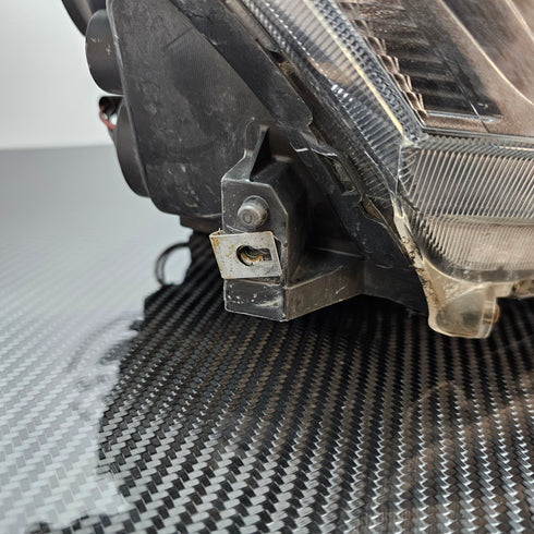 Suzuki Swift Sport ZC32S Headlight * RH * Xenon * 2011-2017