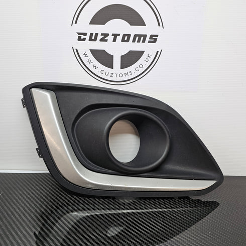 Suzuki Swift Fog Light Bezel * SZ2 SZ3 * 2013-2017 *