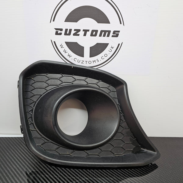 Suzuki Swift Sport ZC33S Fog Light Bezel RH - 71751-68R00