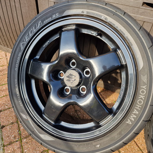 OEM Nissan Skyline R32 GTST * 16 x 6.5J ET40 5x114.3 * 205/45/16 YOKOHAMA