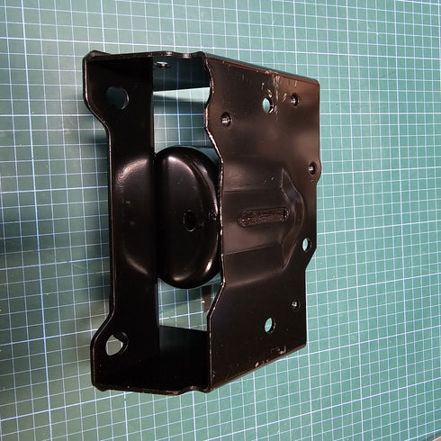 Suzuki Swift Gearbox Mount * 11620-69LA0 * NEW