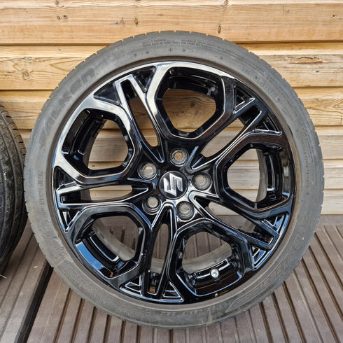 Suzuki Swift Sport ZC33S Alloy Wheels & Tyres 195/45/17