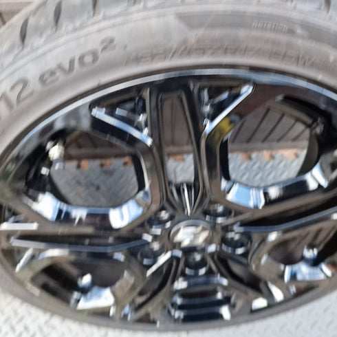 Suzuki Swift Sport ZC33S Alloy Wheels & Tyres 195/45/17
