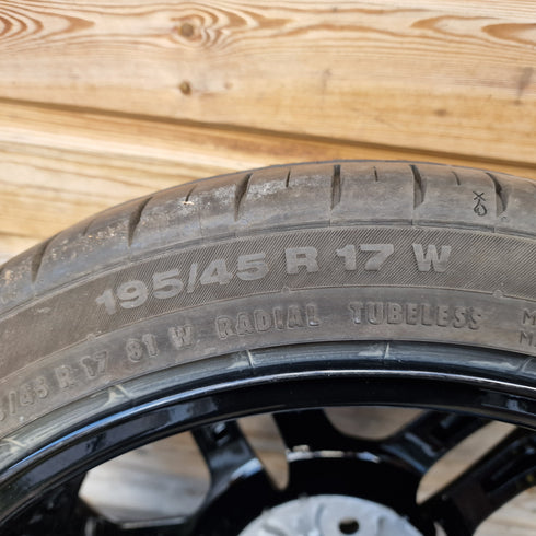 Suzuki Swift Sport ZC33S Single Alloy Wheel & Tyre 195/45/17 *