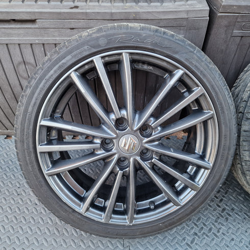 Suzuki Swift Sport ZC32S Alloy Wheels & Tyres 195/45/17