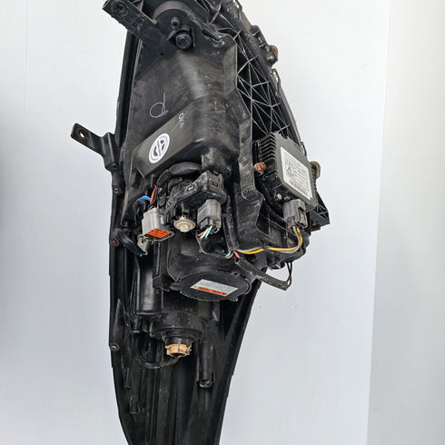 Suzuki Swift Sport ZC32S Headlight * LH *  Xenon * 2011-2017 * DAMAGED