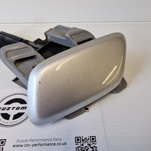 Suzuki Swift Sport ZC32S Nearside Headlight Washer Jet * 39152-72LA0 & 39152-72LB0 * ZCC 0679
