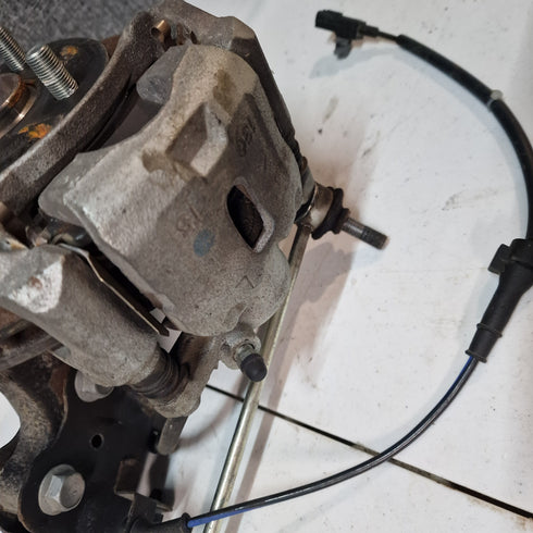 Suzuki Ignis Nearside Suspension Leg * 41602-73SD1 * Complete Hub / Caliper
