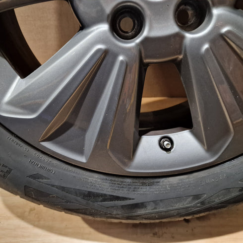 Suzuki Vitara SZ-T Single Alloy Wheel & Tyre 215/55/17 * 0857