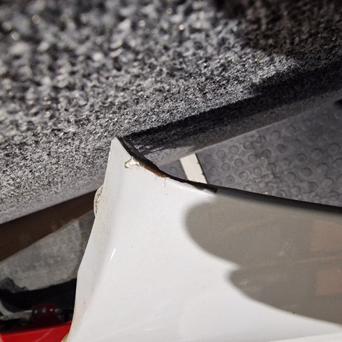 Suzuki Swift Offside Wing / Fender * Pearl White ZNL * 2011-17