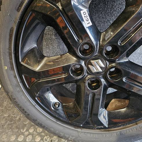 Suzuki Vitara S Single Alloy Wheel & Tyre 215/55/17 * TPMS * 0291