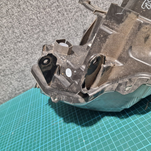 Suzuki VITARA LY Headlight LED Nearside