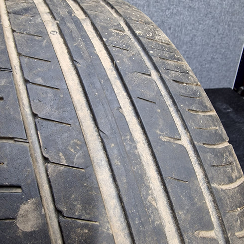 Suzuki Vitara SZ5 Single Alloy Wheel & Tyre 215/55/17 * 0977