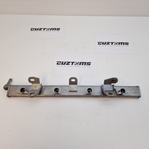 Suzuki Swift Sport ZC32S Fuel Rail - 15730-72L00