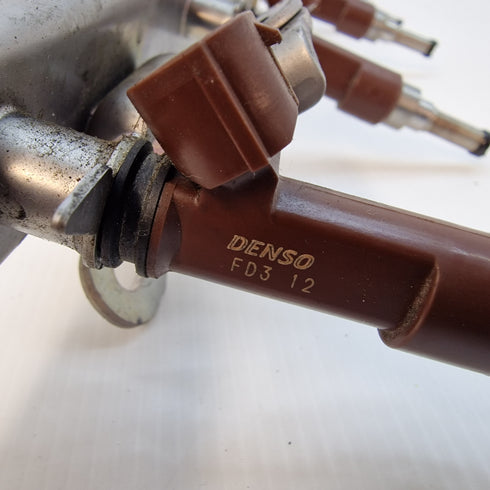 Suzuki Swift Sport ZC32S Fuel Rail & Injectors - 15730-72L00 & 15710-70L00