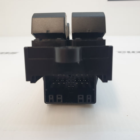 Suzuki Swift Window Switch Pack 5 door - 37990-68L91