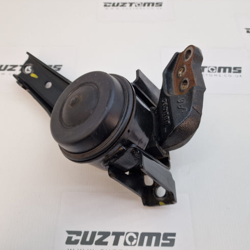Suzuki Swift Sport ZC32S Engine Mount * 11610-70L00 *