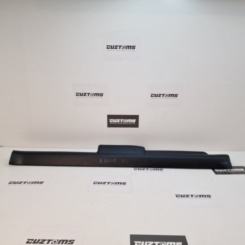 Suzuki Swift Kick Plate * Nearside * Black * 2011-2017 * 3 Door *