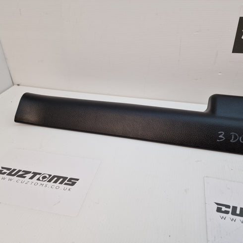 Suzuki Swift Kick Plate * Nearside * Black * 2011-2017 * 3 Door *