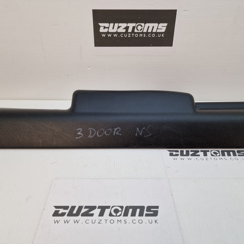 Suzuki Swift Kick Plate * Nearside * Black * 2011-2017 * 3 Door *