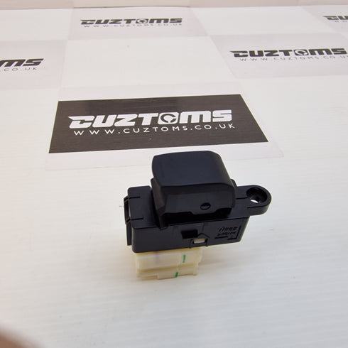 Suzuki Swift Window Switch Passenger Side * 37995-68L00