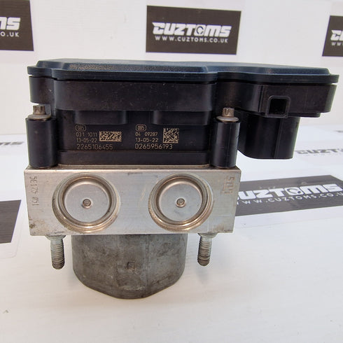 Suzuki Swift ABS Pump * 56110-60PA0 * 0265243272 2265106455 0265956193 * 2013 * 2WD *