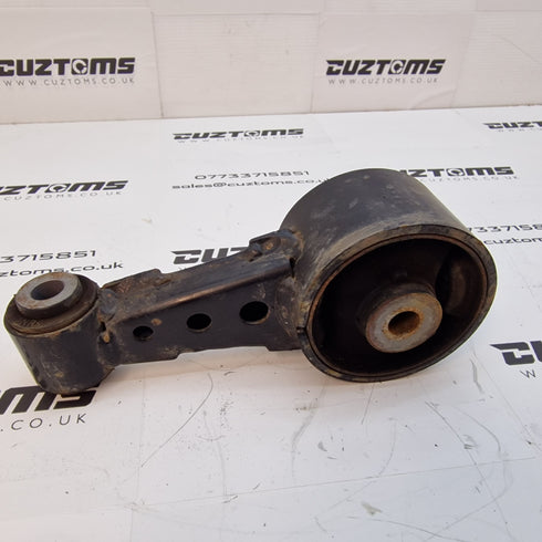Suzuki Swift Sport ZC33S Lower Gearbox / Engine Mount *