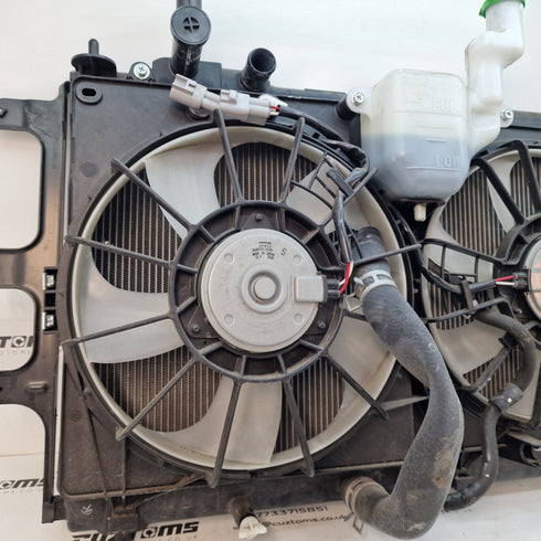 Suzuki Swift Sport ZC33S Radiator & Cooling Fans *