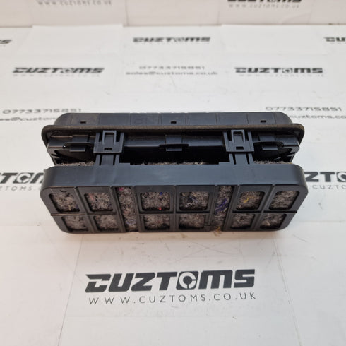 Suzuki Swift Rear Air Outlet Ventilator * 2017-2022 * 77331-62R00 *