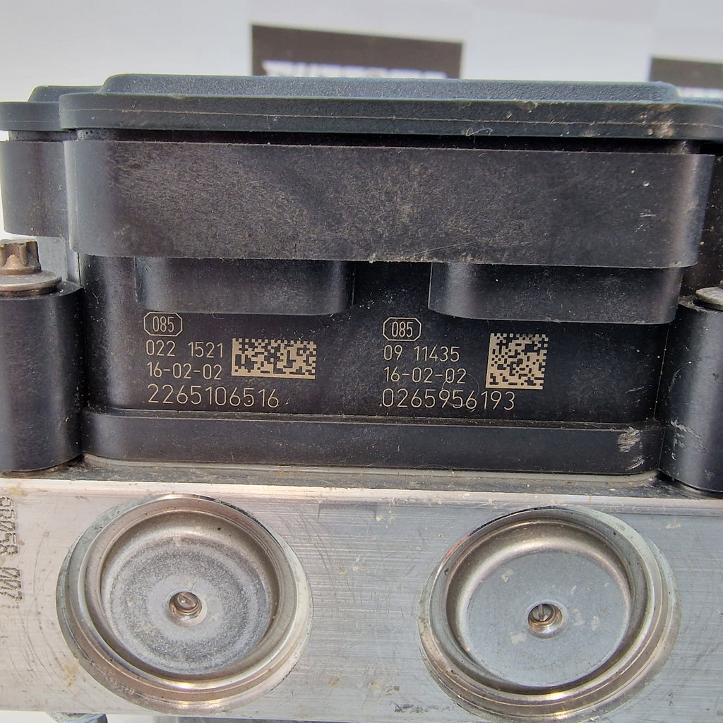 Suzuki Swift ABS Pump * 5611060PA1 * 0265256050 2265106516 0265956193