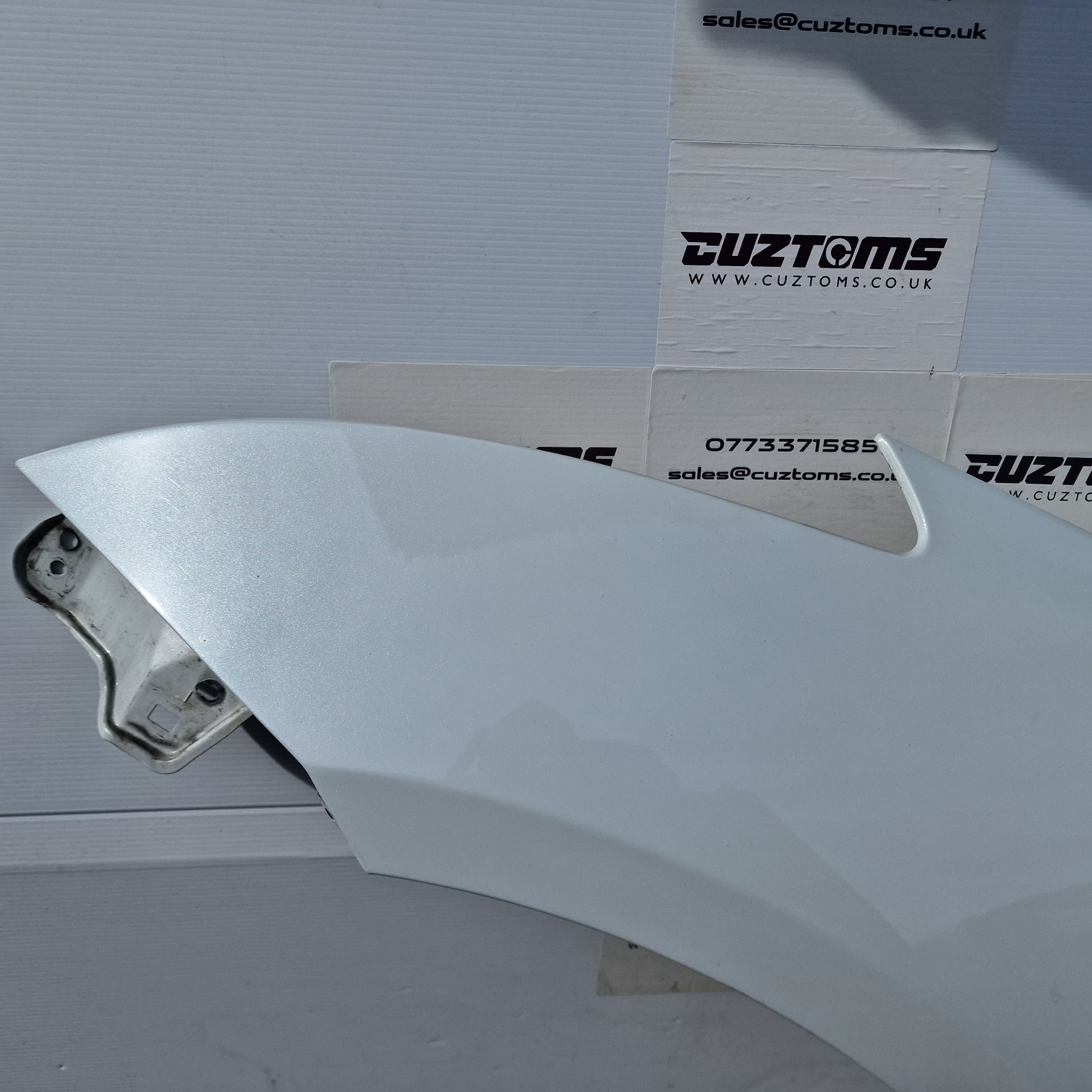 Suzuki Swift Nearside Fender * Pearl White ZNL * 2011-2017 *